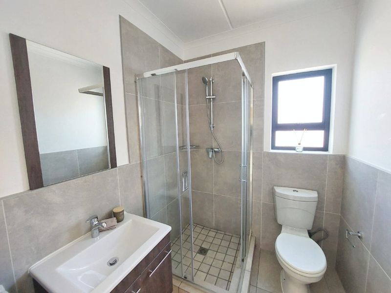 Brand-New 2-Bedroom, 2-Bath Apartment for Sale - Photo 9