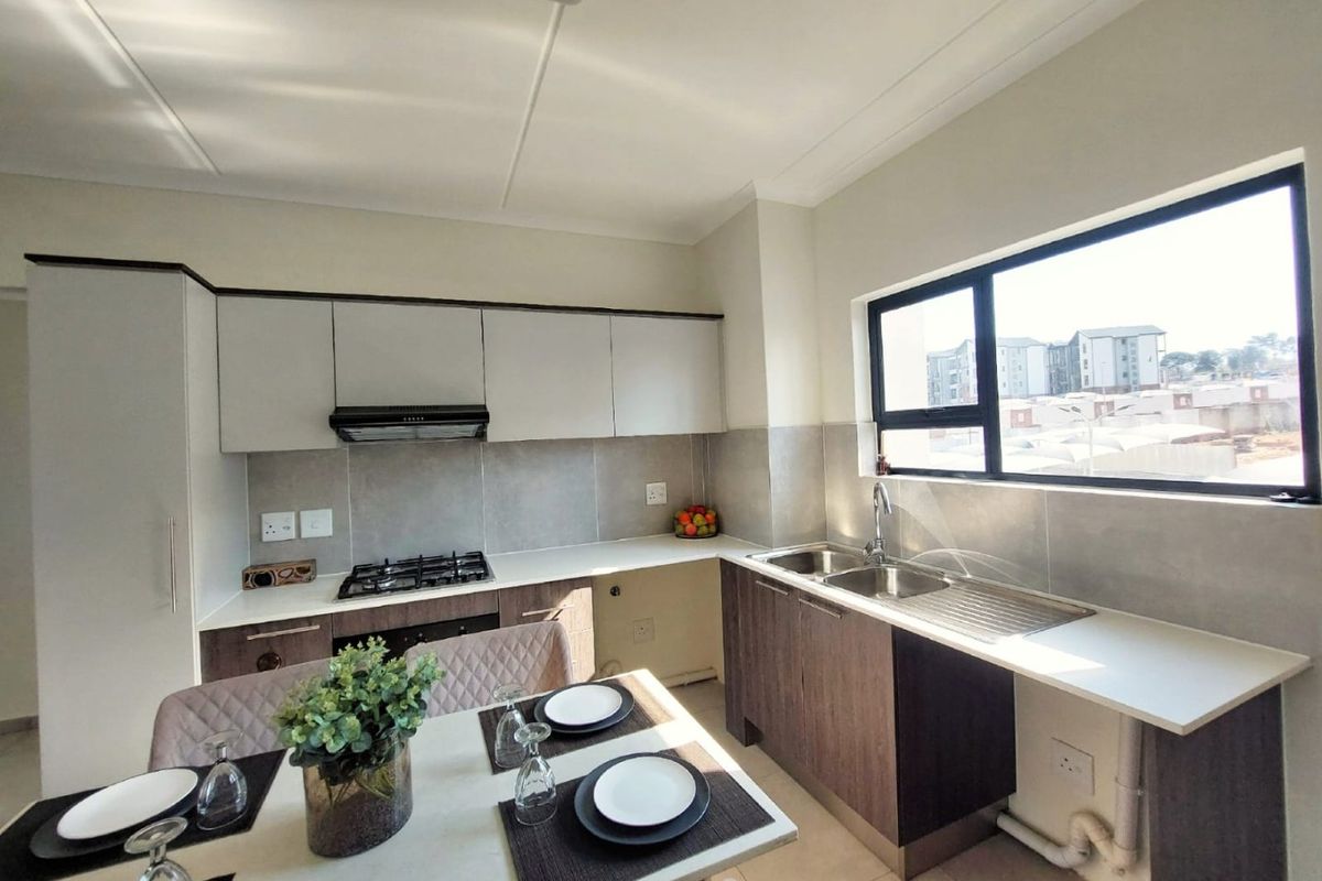 Brand-New 2-Bedroom, 2-Bath Apartment for Sale - Photo 4
