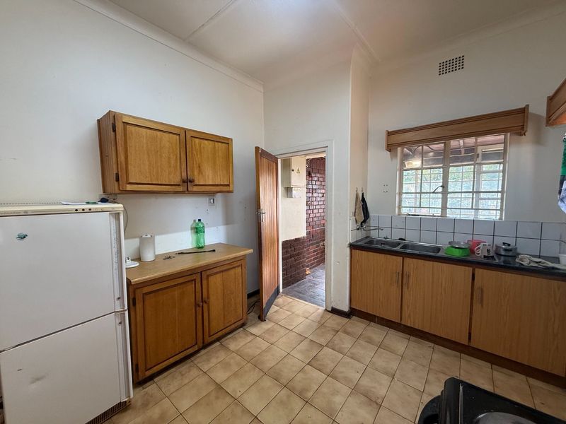 Spacious 3-Bedroom Plot House To Rent – Available Immediately - Photo 6