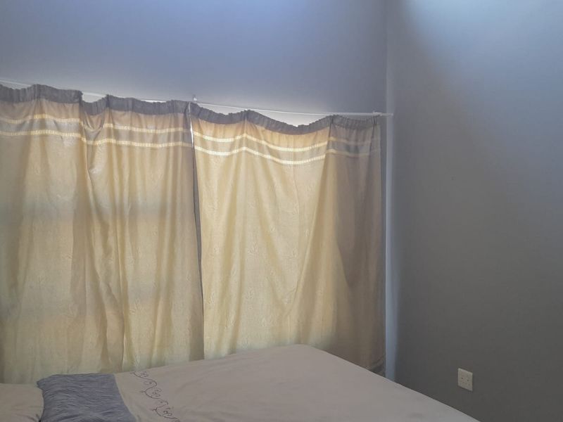 Smart 2 bed flat in Edenvale central - Photo 9