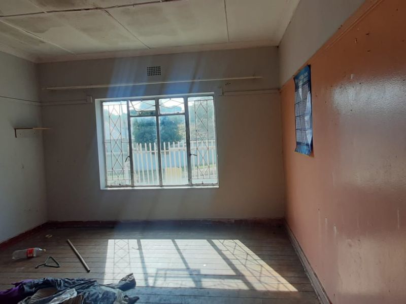 Affordable 5-Bedroom Property with Great Potential in Alberton – Needs Renovation - Photo 8
