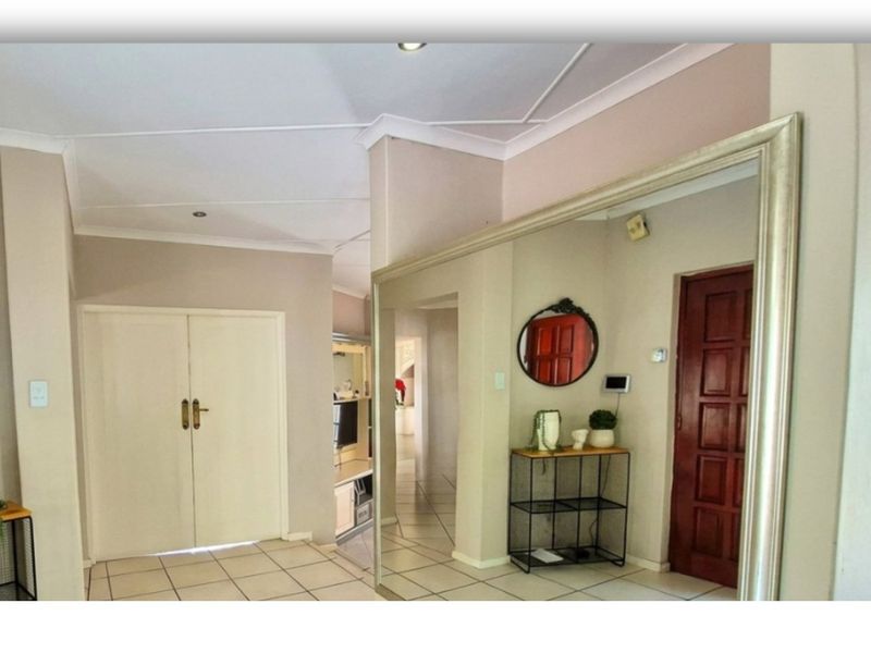 Modern, Vincent Heights Family Retreat with Poolside Charm and Large Erf and Financial Bonuses! - Photo 3