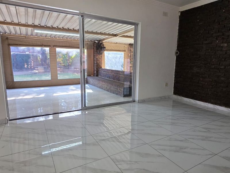 #Johannesburg, OR Thambo, Boksburg, Executive and family SMART home for sale in Morganridge - Photo 5