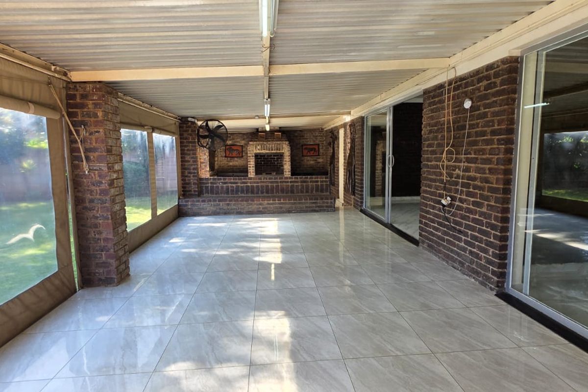 #Johannesburg, OR Thambo, Boksburg, Executive and family SMART home for sale in Morganridge - Photo 4