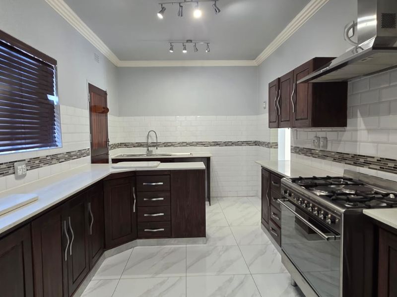 #Johannesburg, OR Thambo, Boksburg, Executive and family SMART home for sale in Morganridge - Photo 1