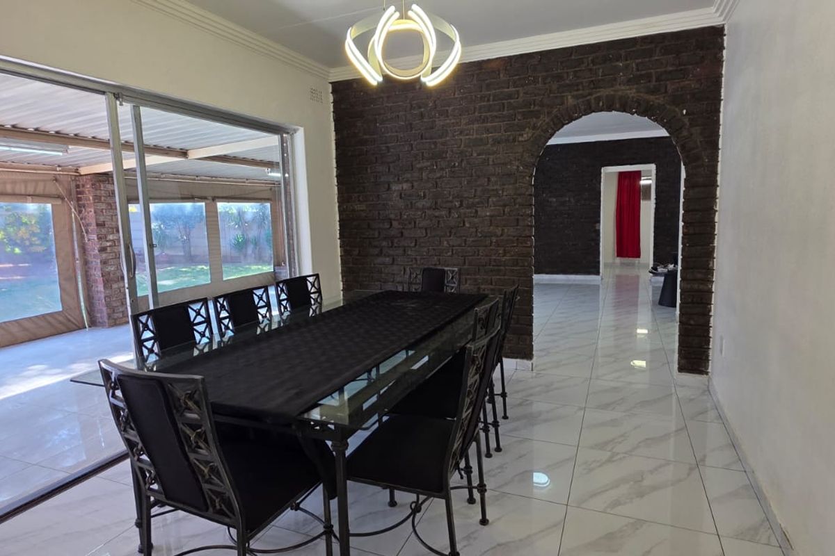 #Johannesburg, OR Thambo, Boksburg, Executive and family SMART home for sale in Morganridge - Photo 3