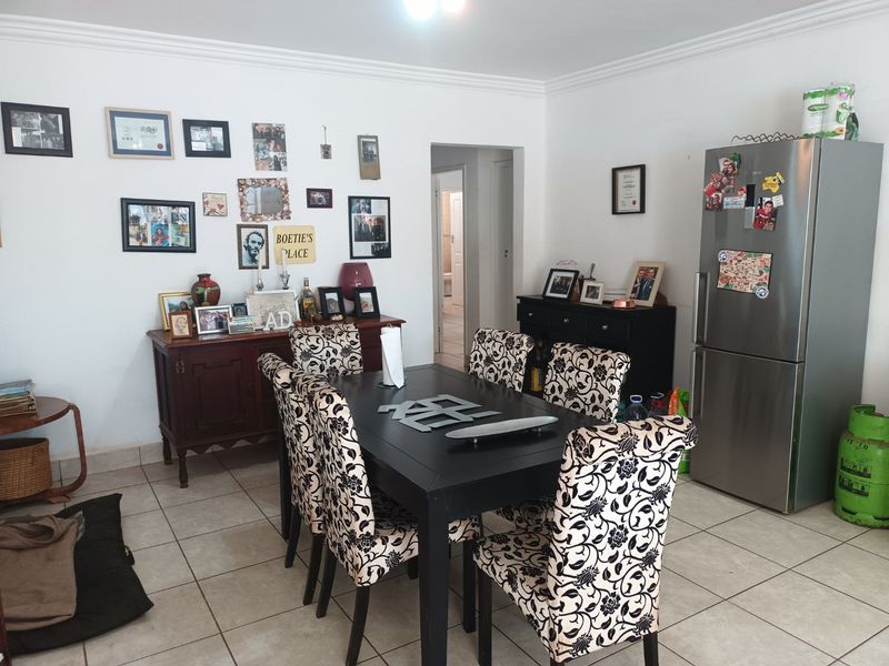 2 bed/2bath Cottage in Highlands North -includes weekly domestic - Photo 1