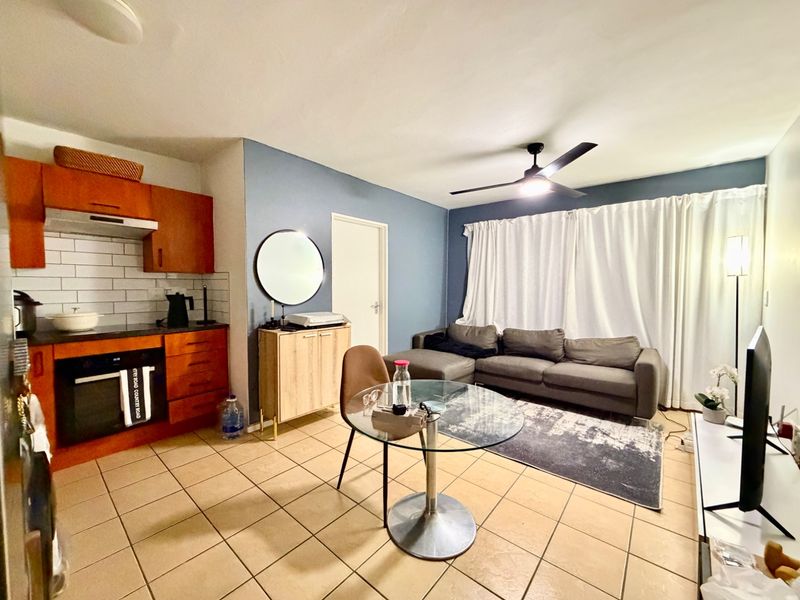 MODERN & COZY 1-BEDROOM GROUND FLOOR APARTMENT TO RENT IN ESTHER PARK  - Photo 3