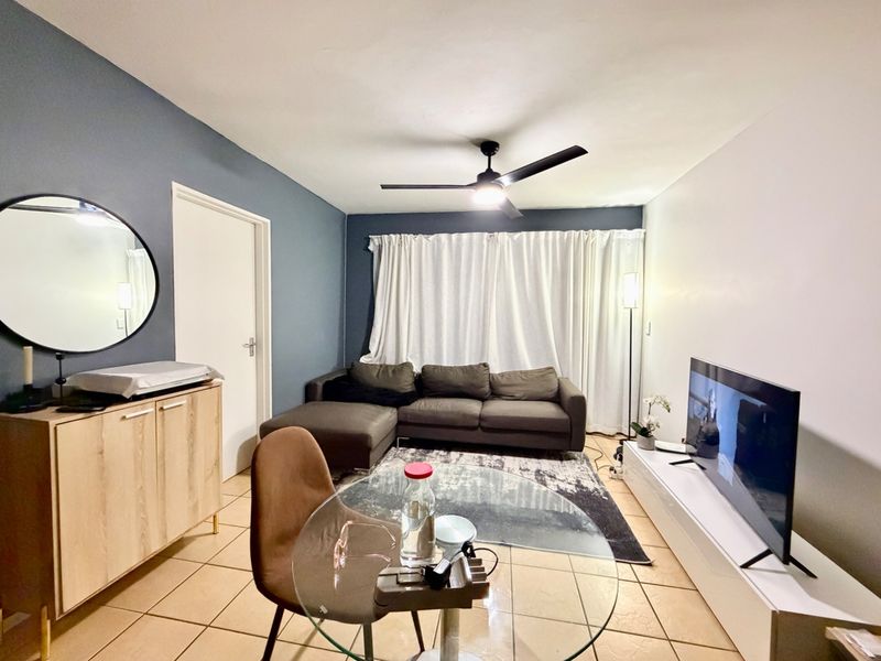 MODERN & COZY 1-BEDROOM GROUND FLOOR APARTMENT TO RENT IN ESTHER PARK  - Photo 4
