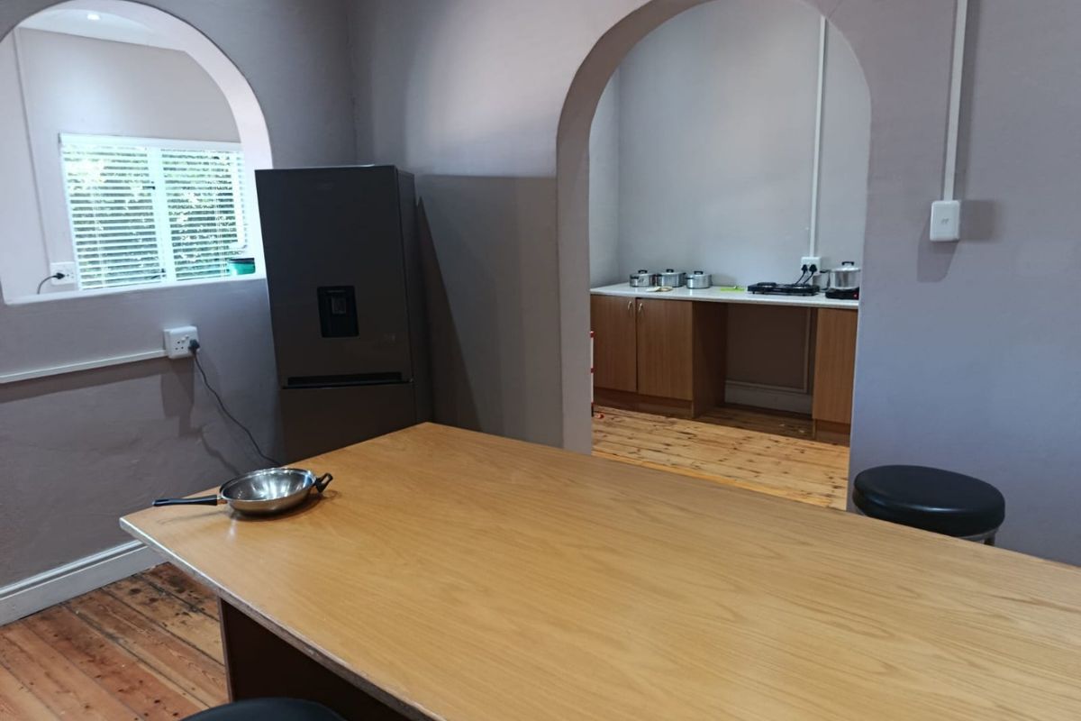 Room Available In Grahamstown - Photo 4
