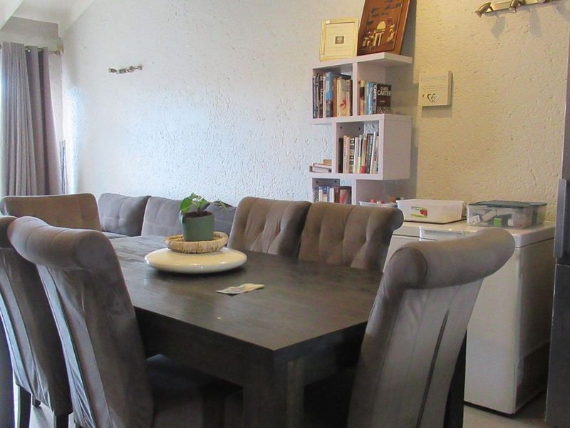 3 Bedroom Townhouse For Sale in Ferndale - Photo 8