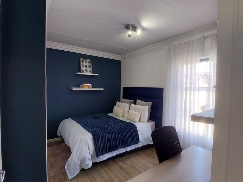 3 Masterpiece of a duplex for sale at Annlin - Photo 7