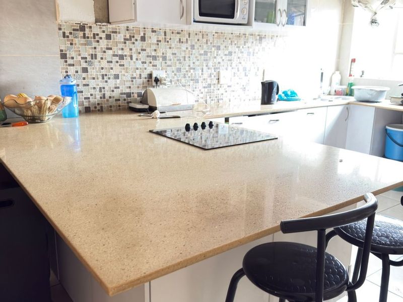 2 Bed 2 bath for sale Edleen Kemptonpark - Photo 5