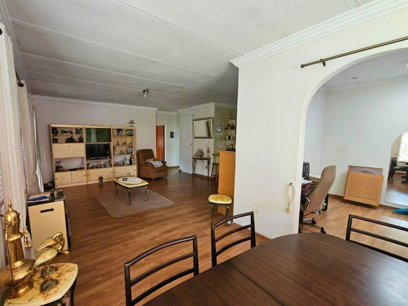 Charming 2-Bedroom Home in Brentwood Villas Retirement Village - Photo 10