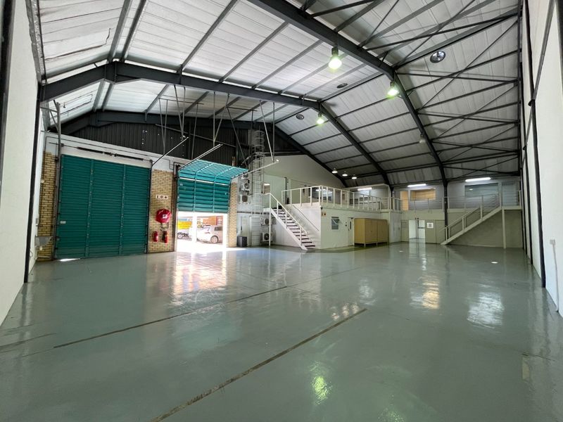 Industrial Unit For Sale in Montague Gardens - Photo 1