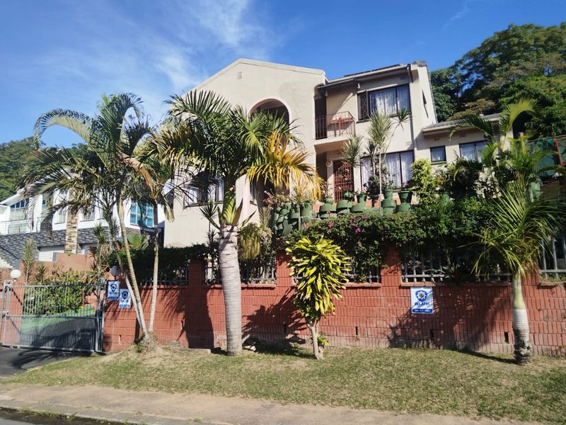 Charming 3 Bed Home in Silverglen, Chatsworth - Photo 1