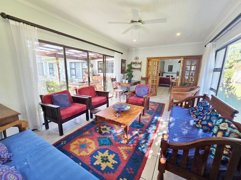 Spacious Single-Level 4 bedroom Family Home in the Heart of Sedgefield - Photo 6
