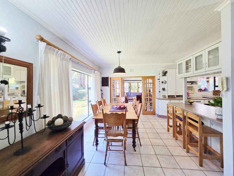 Spacious Single-Level 4 bedroom Family Home in the Heart of Sedgefield - Photo 10