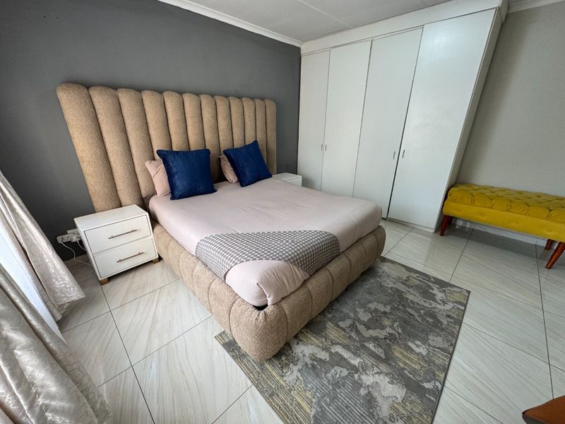 Luxury Cluster, Move In Ready! - Photo 4