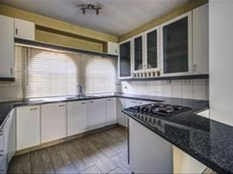 Neat and Welcoming Family Home - Photo 1
