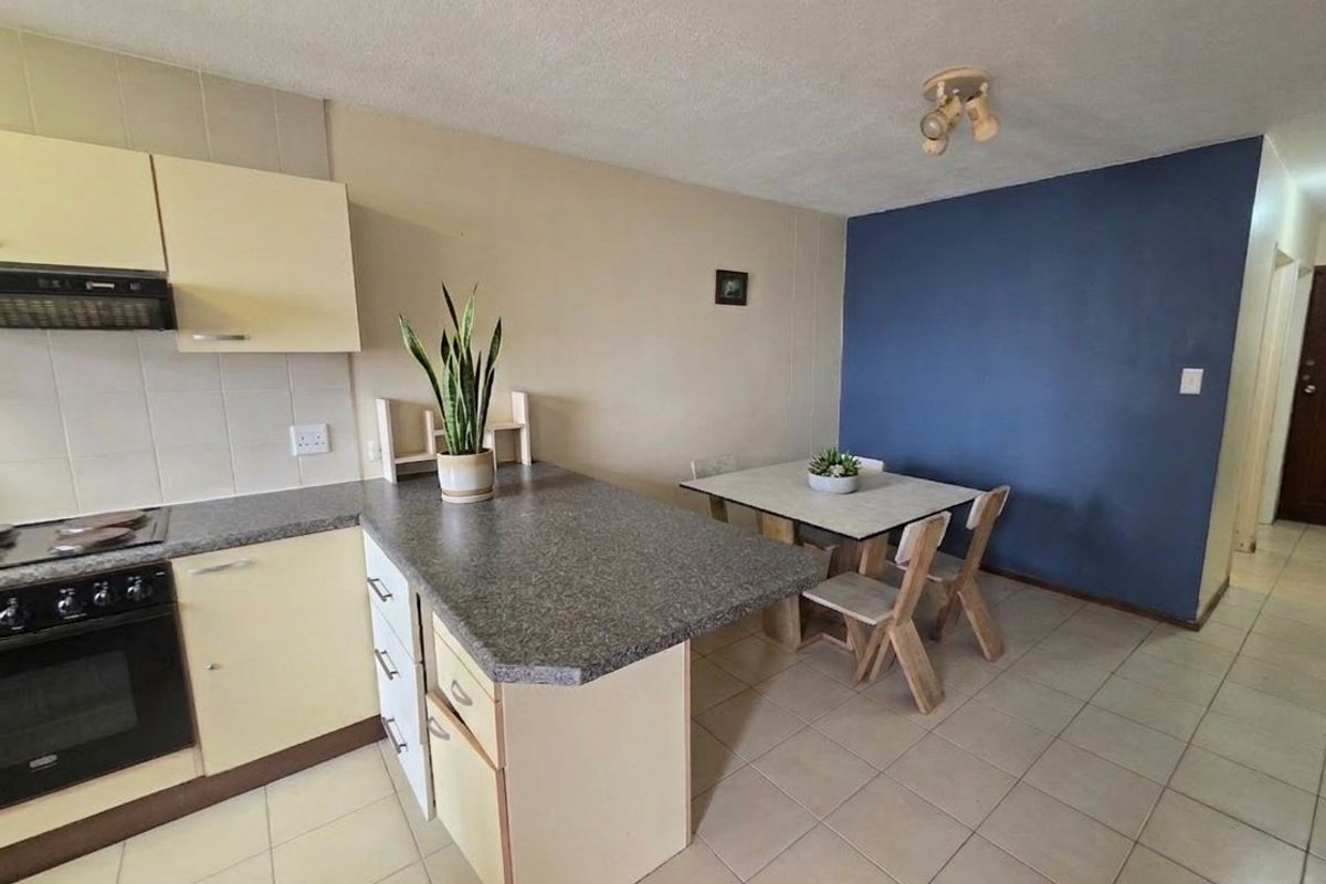 Stunning Ocean Facing 2 Bedroom Apartment  - Photo 2