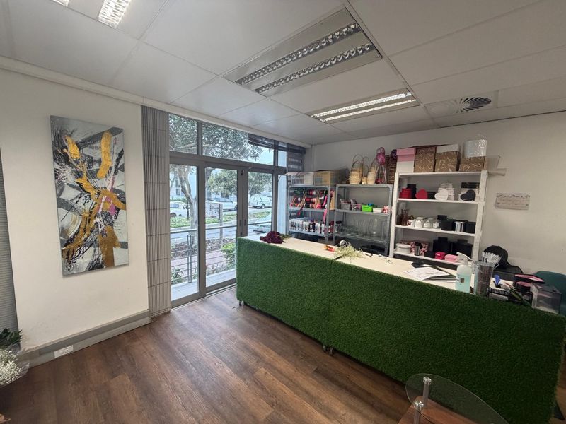 GROUND FLOOR COMMERCIAL UNIT TO LET | HYDE PARK, CENTURY CITY, CAPE TOWN - Photo 6