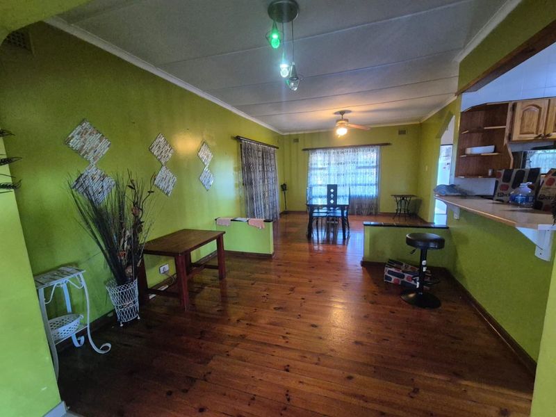 3 Bedroom house for rent in Grosvenor R11,800pm - Photo 4