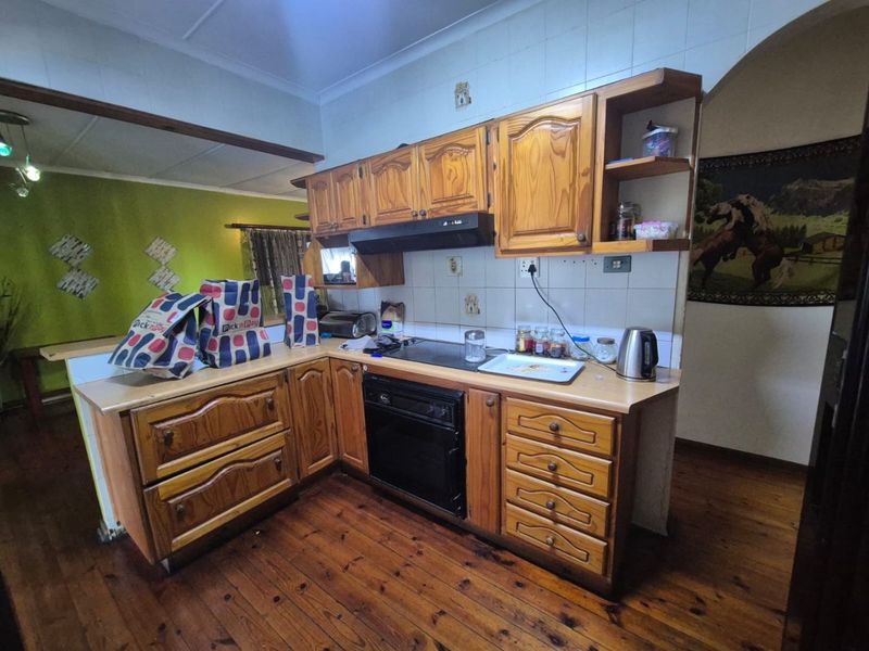 3 Bedroom house for rent in Grosvenor R11,800pm - Photo 9