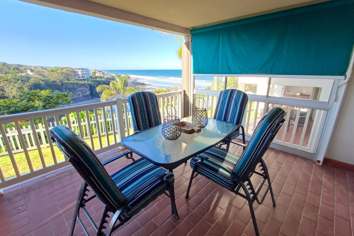 3 Bedroom ground floor apartment with direct beach access - Photo 2