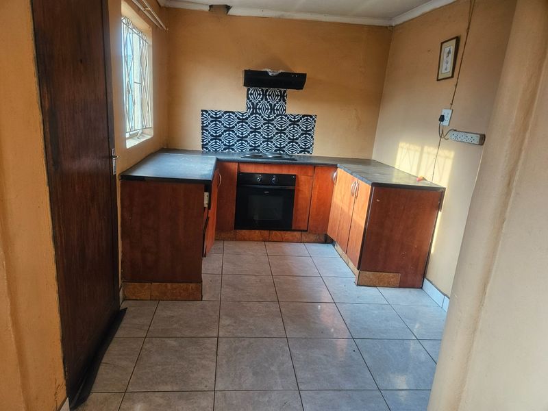 1 Bedroom house for sale  - Photo 3
