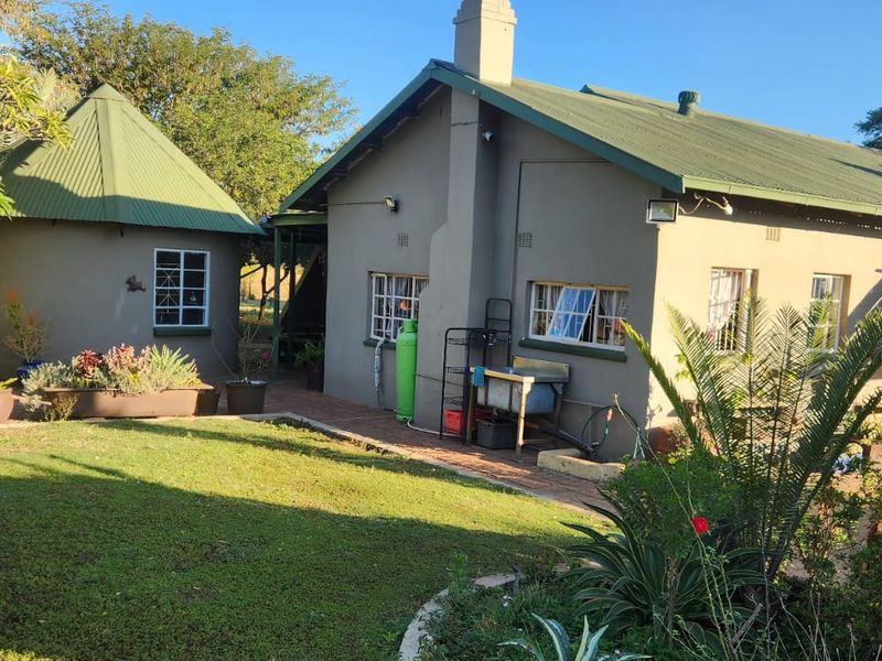 9.5 Hectares Farm for Sale - Do not miss this amazing opportunity it will not be around for long.  - Photo 2