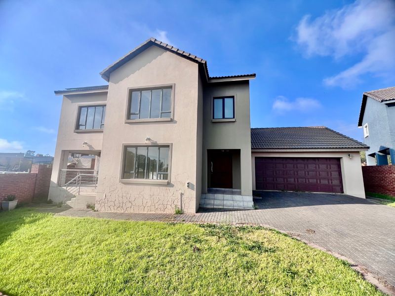3 bedroom home for sale in Olympus - Photo 2