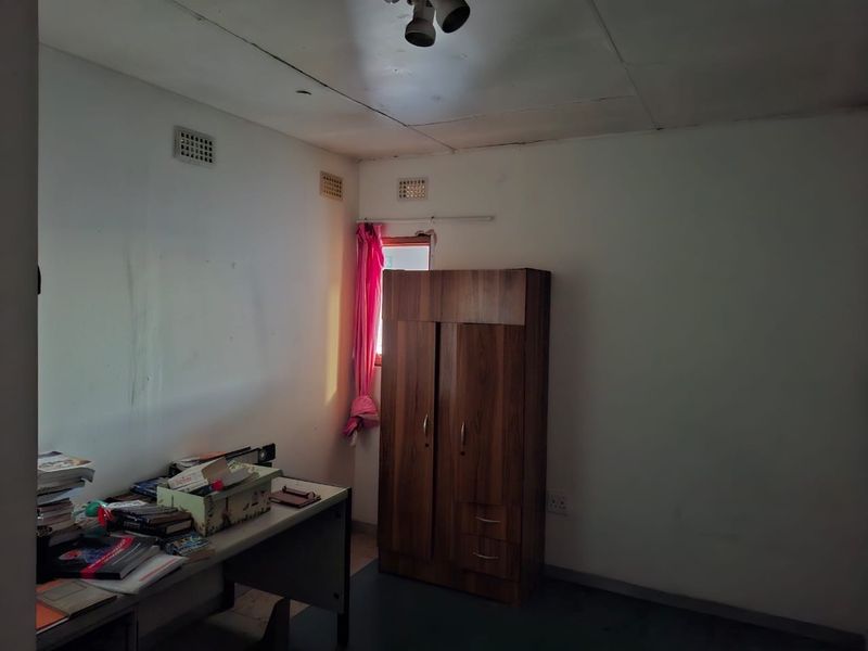 student accomodation  for sale - Photo 9