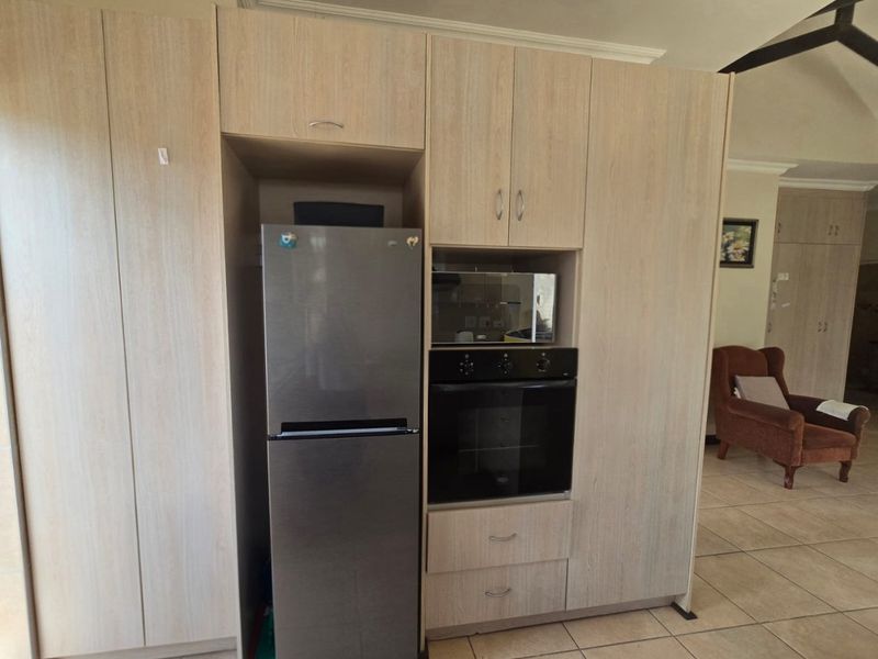2 Bedroom Home for Sale in Blue Mountain Retirement Village, George - Photo 8