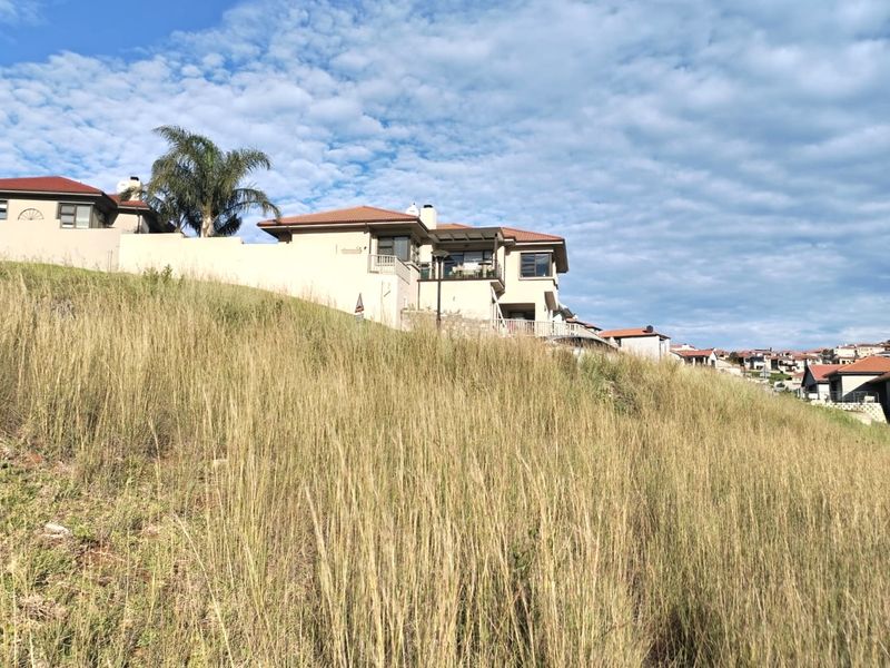 PANORAMIC STAND WITH SPECTACULAR MOUNTAIN VIEWS IN AVONDDANS COUNTRY ESTATE - Photo 6
