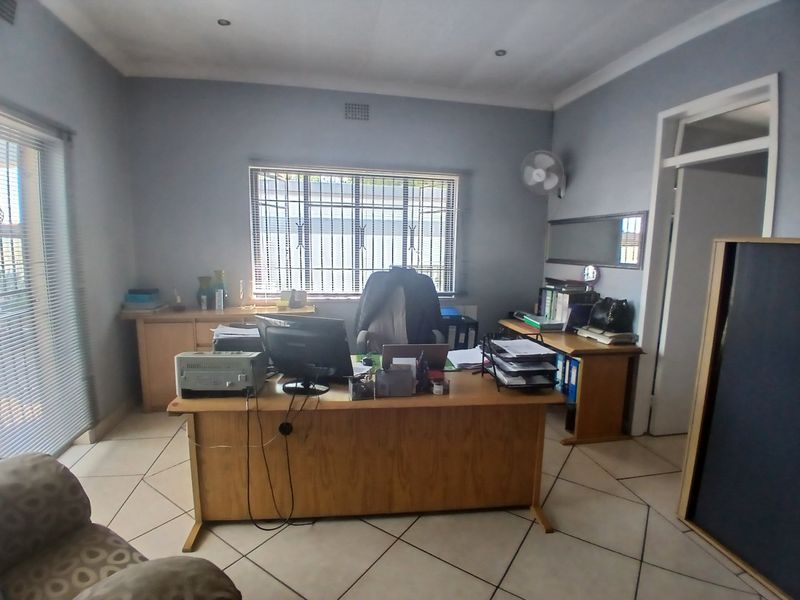 Office Premises with cottage and more - Photo 5