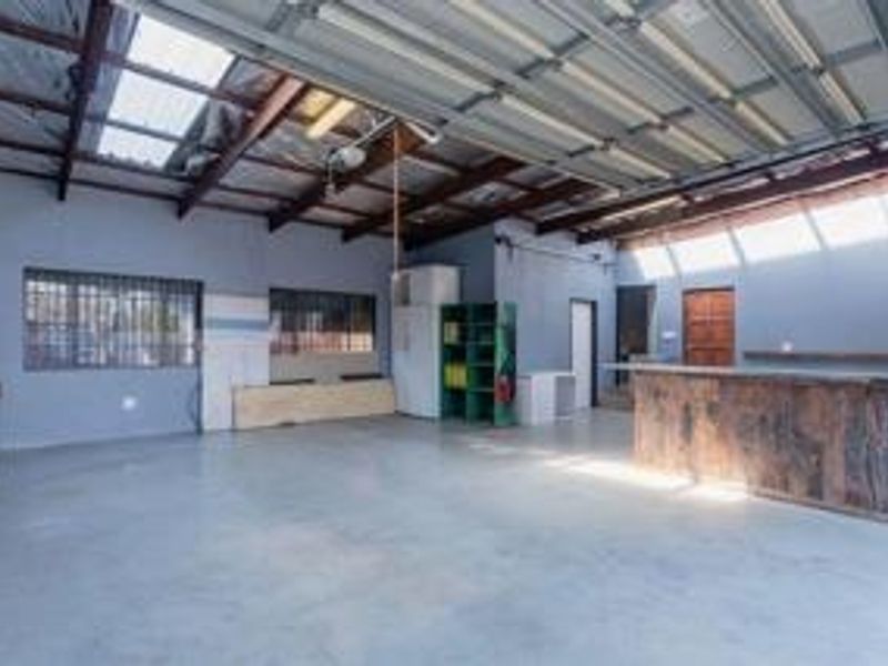 Office Premises with cottage and more - Photo 8