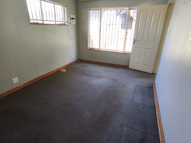Cosy 1 Bedroom Cottage in Primrose with Pets - Photo 4