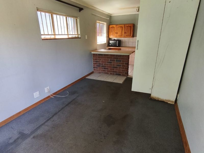 Cosy 1 Bedroom Cottage in Primrose with Pets - Photo 6