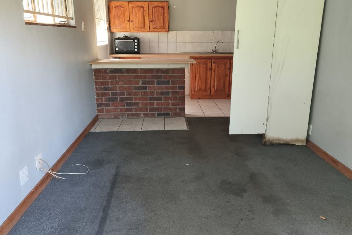 Cosy 1 Bedroom Cottage in Primrose with Pets - Photo 5