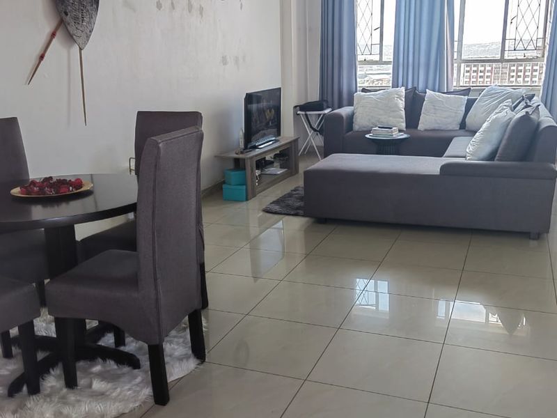 1.5 Bedrooms, 1 Bathroom Apartment To Let In Umbilo, Durban - Photo 2
