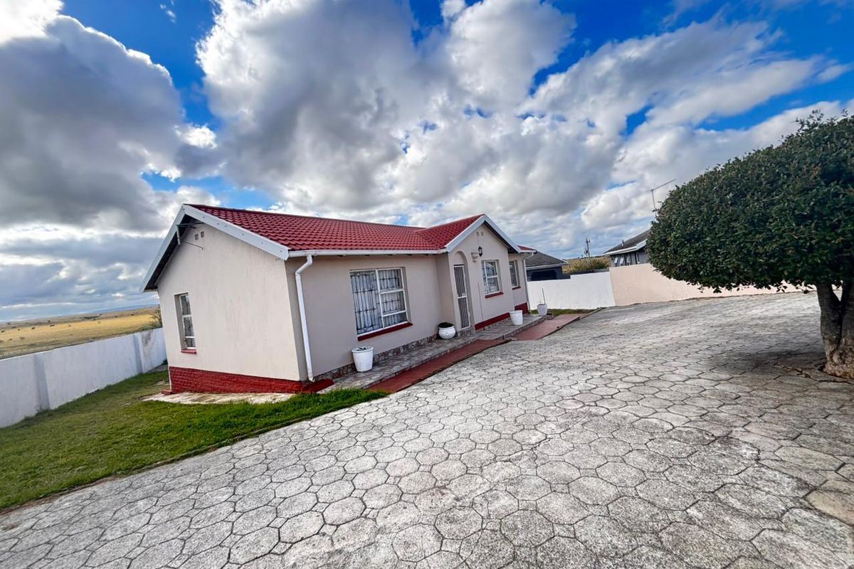 3 bedroom house for sale in Bisho, Tyu Tyu North - Photo 3