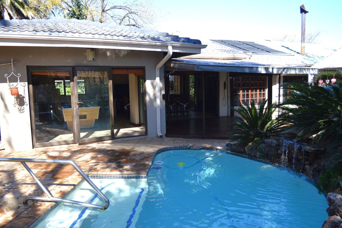 Dual Mandate   A HOME OF RARE CHARACTER, ENDLESS POSSIBILITIES, AND BREATHTAKING ENTERTAINMENT - Photo 5