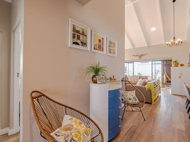 Architectural Gem in Secure Mooizicht Gardens Estate, Sandbaai, Hermanus - Photo 5
