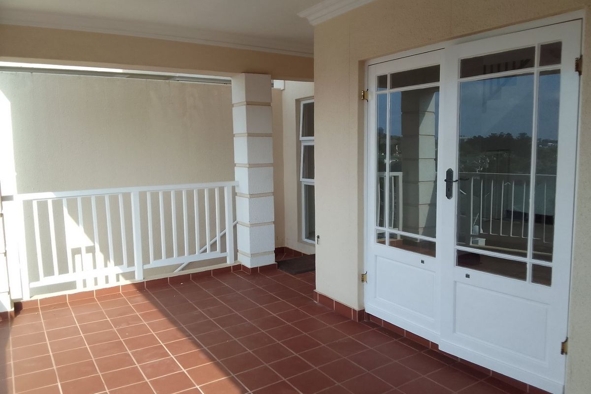 To let, Upmarket 3 bedroom apartment in Ilala Ridge - Photo 3