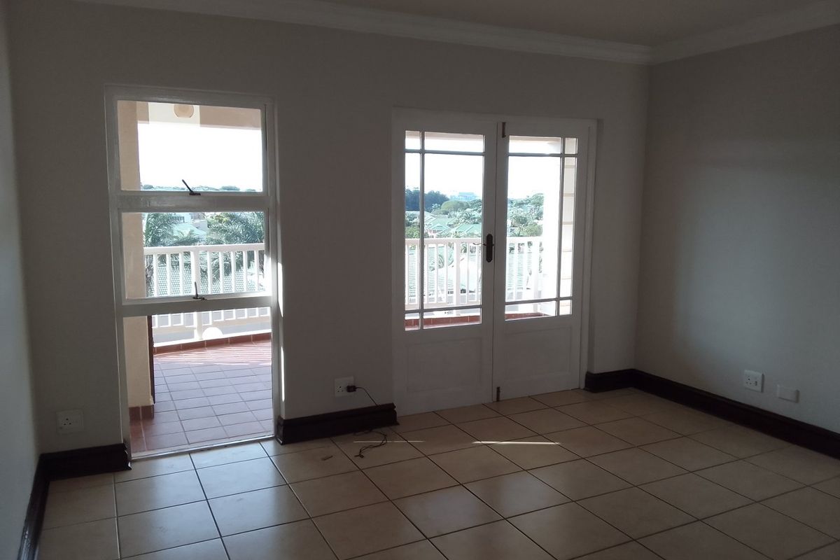 To let, Upmarket 3 bedroom apartment in Ilala Ridge - Photo 4