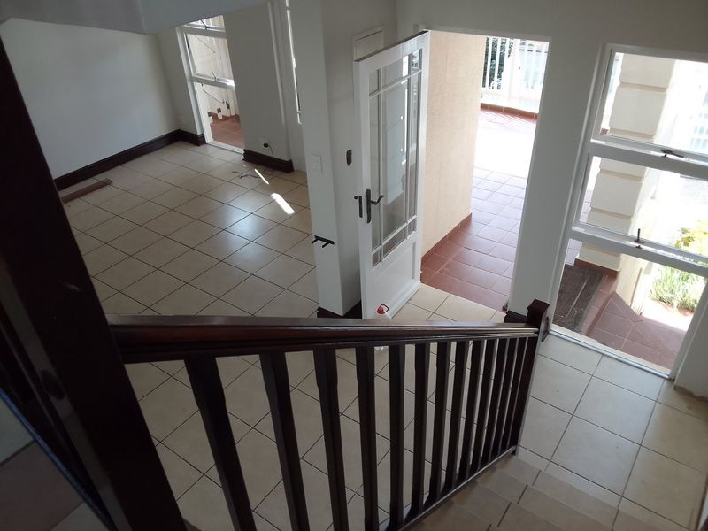 To let, Upmarket 3 bedroom apartment in Ilala Ridge - Photo 10