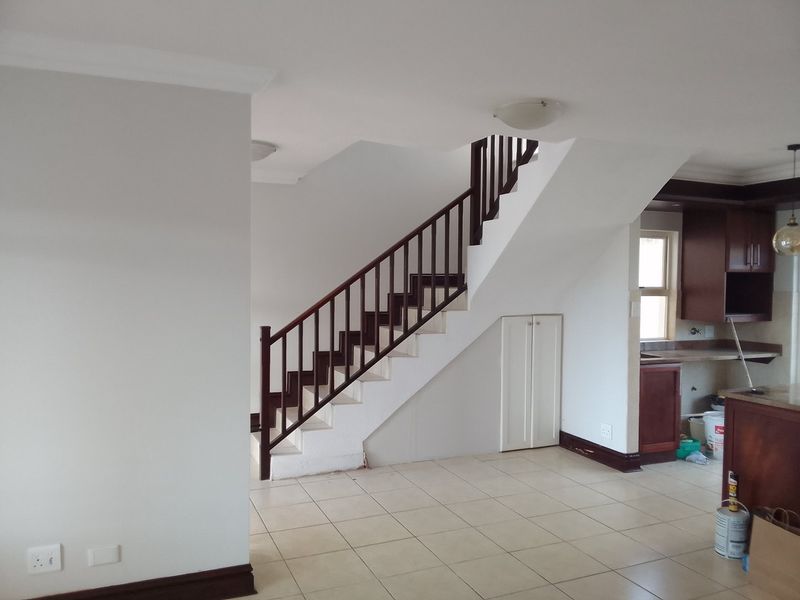 To let, Upmarket 3 bedroom apartment in Ilala Ridge - Photo 9