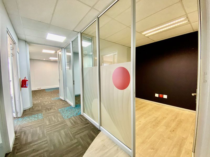 Prime Office Space To Let In Menlyn - Photo 1