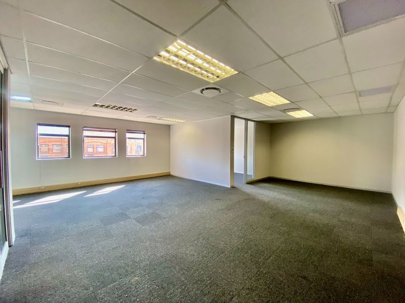 Modern Office Space To Let In Boardwalk - Photo 4